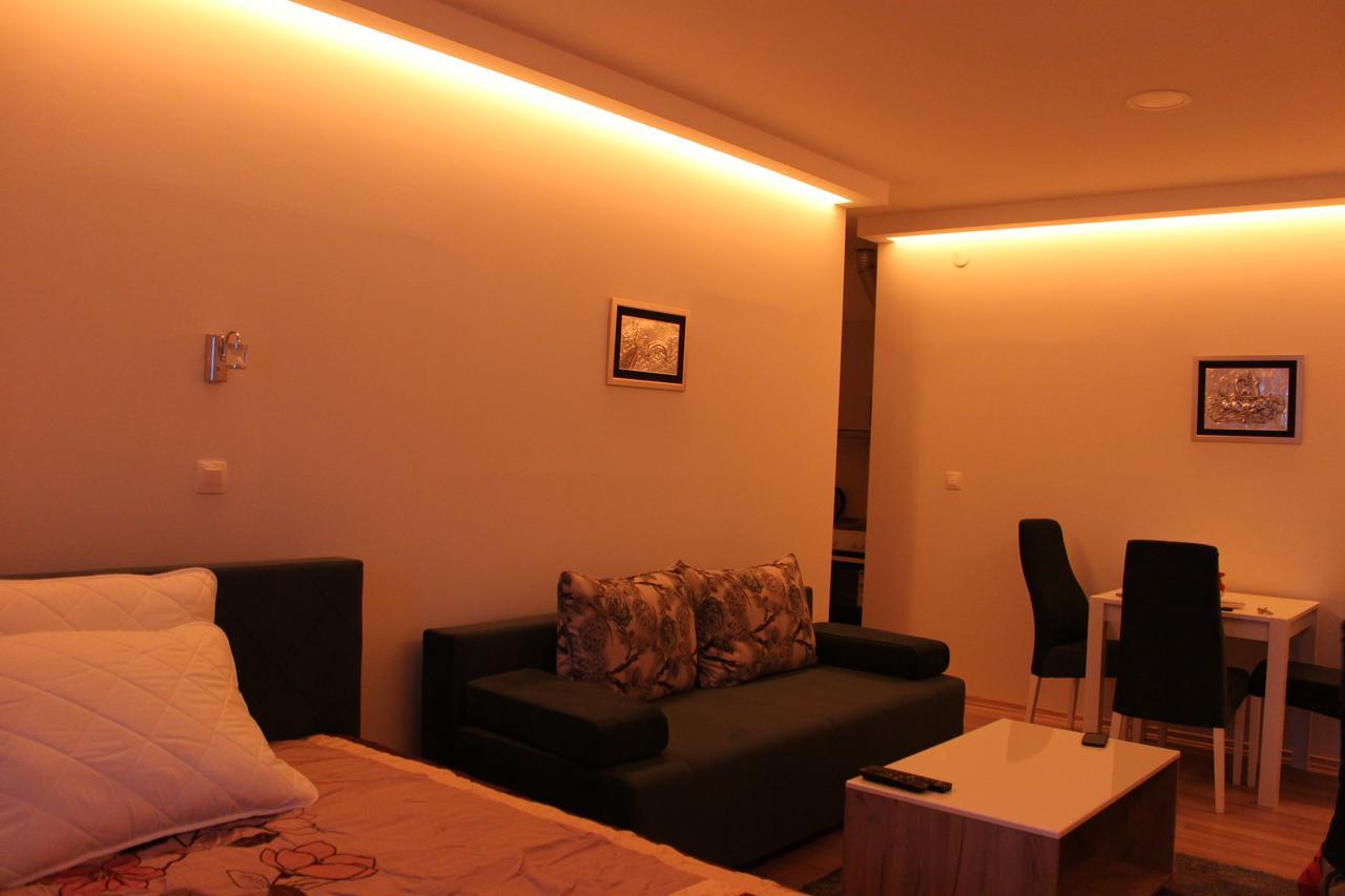 "E&S" Apartment Mostar Buitenkant foto